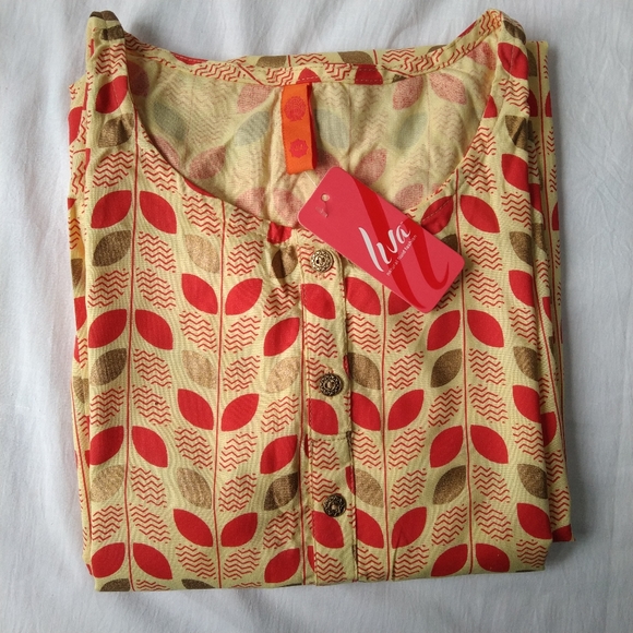 (RESERVED)UK XL size Straight Kurtha with 3/4 sleeve - Picture 7 of 7